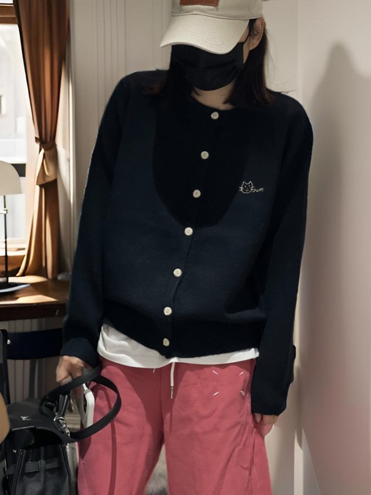 Avocado Green Embroidered Cat Round Neck Cardigan Women 2026 Fall Winter Layering Knit Sweater - Image 4