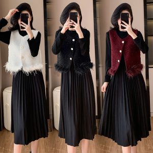 Women's 2024 Autumn Two-Piece Set with Sequin Vest and Pleated Dress