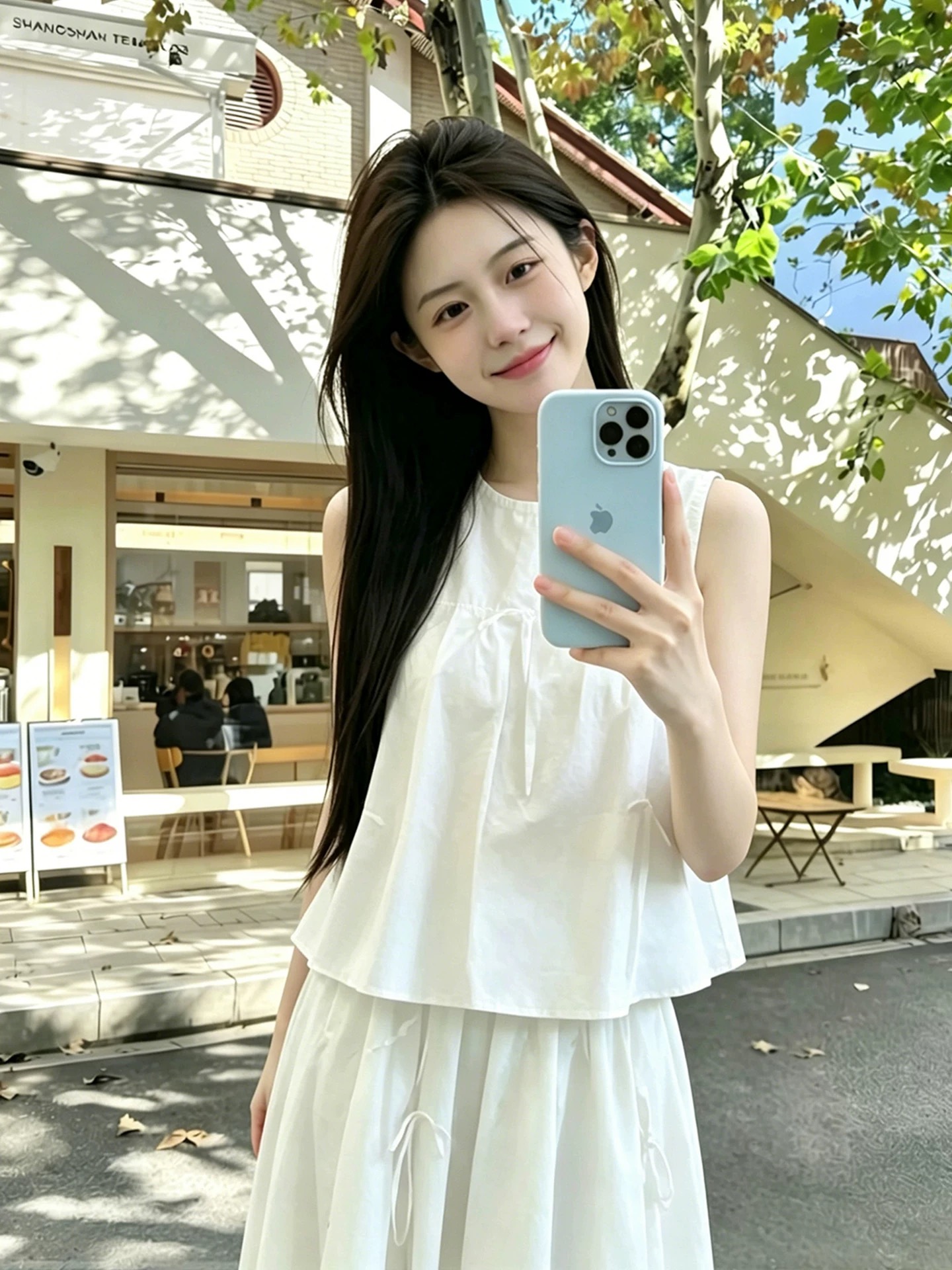 Women's White Crew Neck Bow Loose Cami Top 2026 Summer Casual Sleeveless Shirt - Image 2